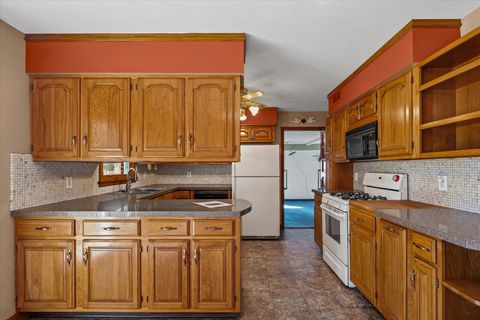 Tiny photo for 514 N Guthrie Street, Gibson City, IL 60936 (MLS # 12486237)