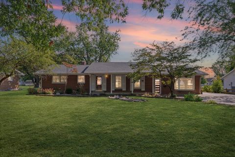 Tiny photo for 514 N Guthrie Street, Gibson City, IL 60936 (MLS # 12486237)