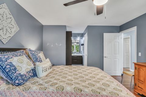 Tiny photo for 215 Coventry Circle #215, Vernon Hills, IL 60061 (MLS # 12486494)