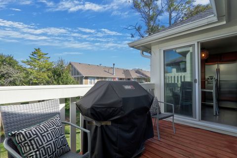 Tiny photo for 215 Coventry Circle #215, Vernon Hills, IL 60061 (MLS # 12486494)