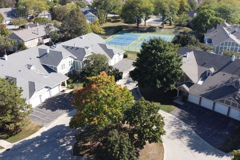 Tiny photo for 215 Coventry Circle #215, Vernon Hills, IL 60061 (MLS # 12486494)