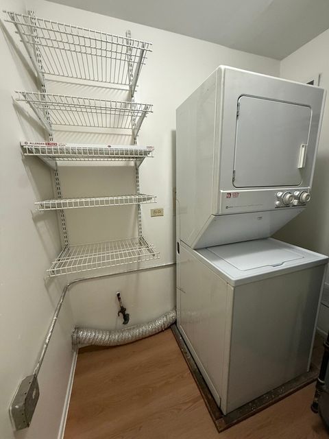 Tiny photo for 380 HEATHER Court #B2, Schaumburg, IL 60193 (MLS # 12576656)