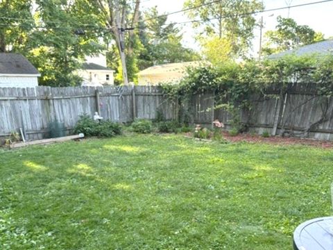 Tiny photo for 605 S Walnut Street, Urbana, IL 61801 (MLS # 12668117)