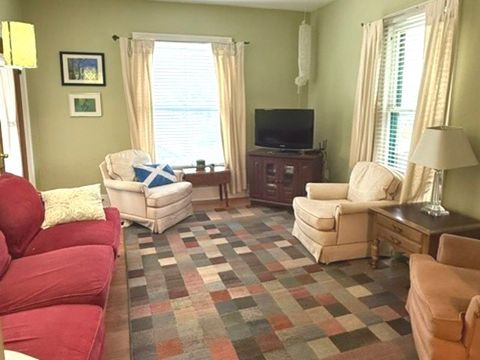 Tiny photo for 605 S Walnut Street, Urbana, IL 61801 (MLS # 12668117)