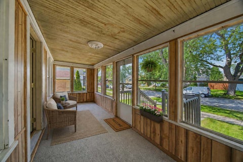 Tiny photo for 2705 Grunewald Street, Blue Island, IL 60406 (MLS # 12726190)