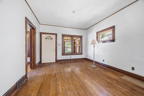Tiny photo for 2705 Grunewald Street, Blue Island, IL 60406 (MLS # 12726190)