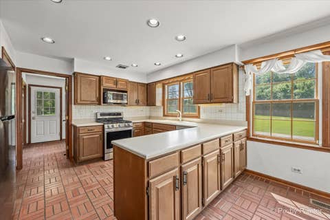 Tiny photo for 22W251 Sunset Terrace, Medinah, IL 60157 (MLS # 12693895)