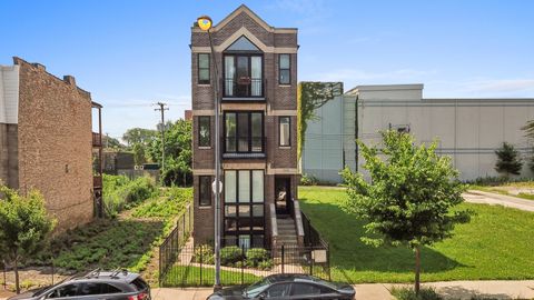2539 W Warren Street 2 Chicago IL 60612