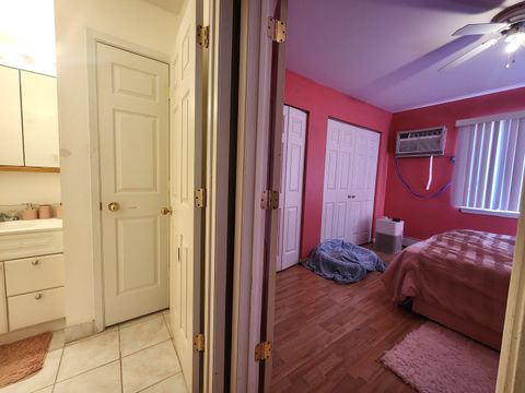 Tiny photo for 10A E DUNDEE QUARTER Drive #306, Palatine, IL 60074 (MLS # 12436865)