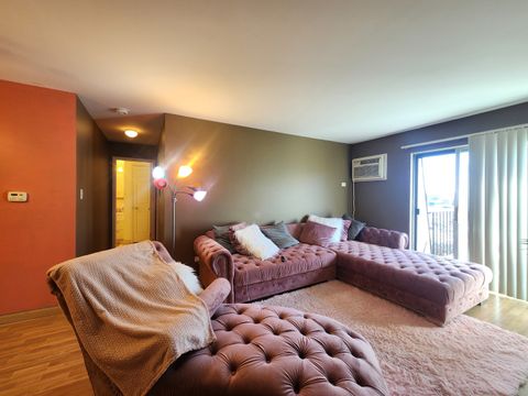 Tiny photo for 10A E DUNDEE QUARTER Drive #306, Palatine, IL 60074 (MLS # 12436865)