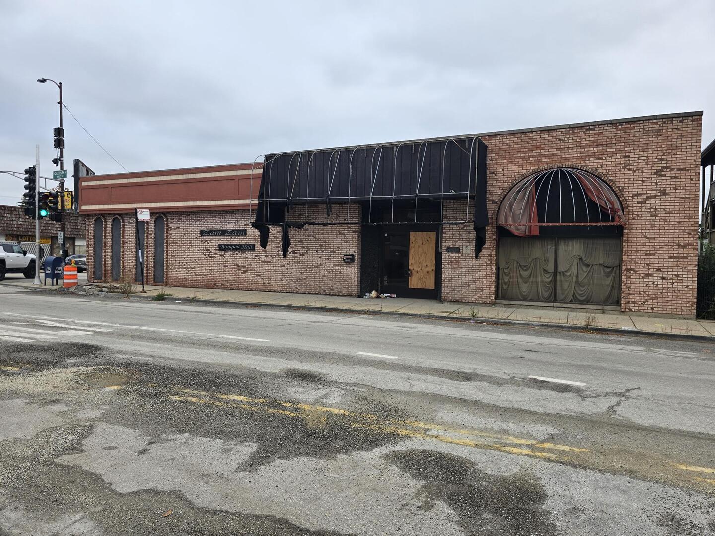 2759 N Oak Park Avenue