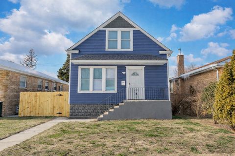 Photo of 12420 S Emerald Avenue, Chicago, IL 60628 (MLS # 12559290)