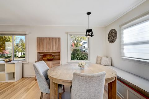 Tiny photo for 840 S Thurlow Street, Hinsdale, IL 60521 (MLS # 12511817)