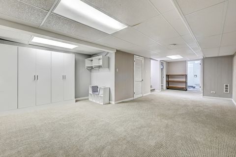 Tiny photo for 840 S Thurlow Street, Hinsdale, IL 60521 (MLS # 12511817)