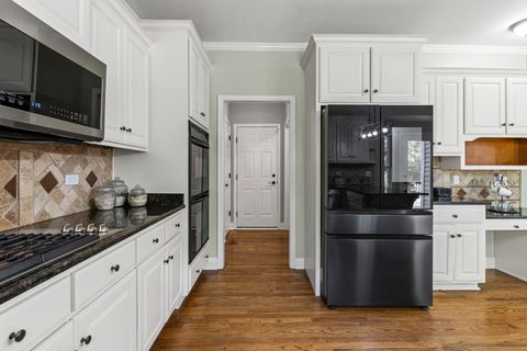 Tiny photo for 4 Persimmon Lane, South Elgin, IL 60177 (MLS # 12411399)