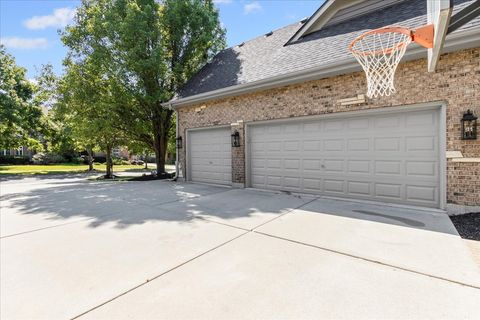 Tiny photo for 4 Persimmon Lane, South Elgin, IL 60177 (MLS # 12411399)