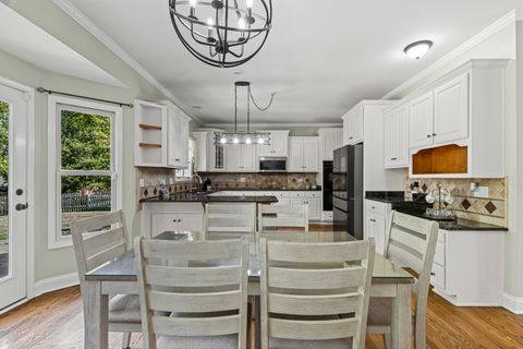 Tiny photo for 4 Persimmon Lane, South Elgin, IL 60177 (MLS # 12411399)