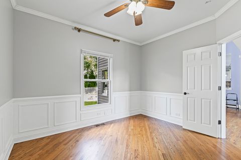 Tiny photo for 4 Persimmon Lane, South Elgin, IL 60177 (MLS # 12411399)