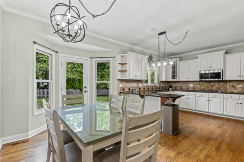 Tiny photo for 4 Persimmon Lane, South Elgin, IL 60177 (MLS # 12411399)