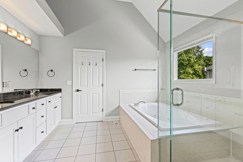 Tiny photo for 4 Persimmon Lane, South Elgin, IL 60177 (MLS # 12411399)