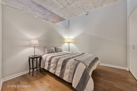 Tiny photo for 700 N LARRABEE Street #1111, Chicago, IL 60654 (MLS # 12535224)