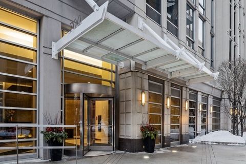 Photo of 700 N LARRABEE Street #1111, Chicago, IL 60654 (MLS # 12535224)