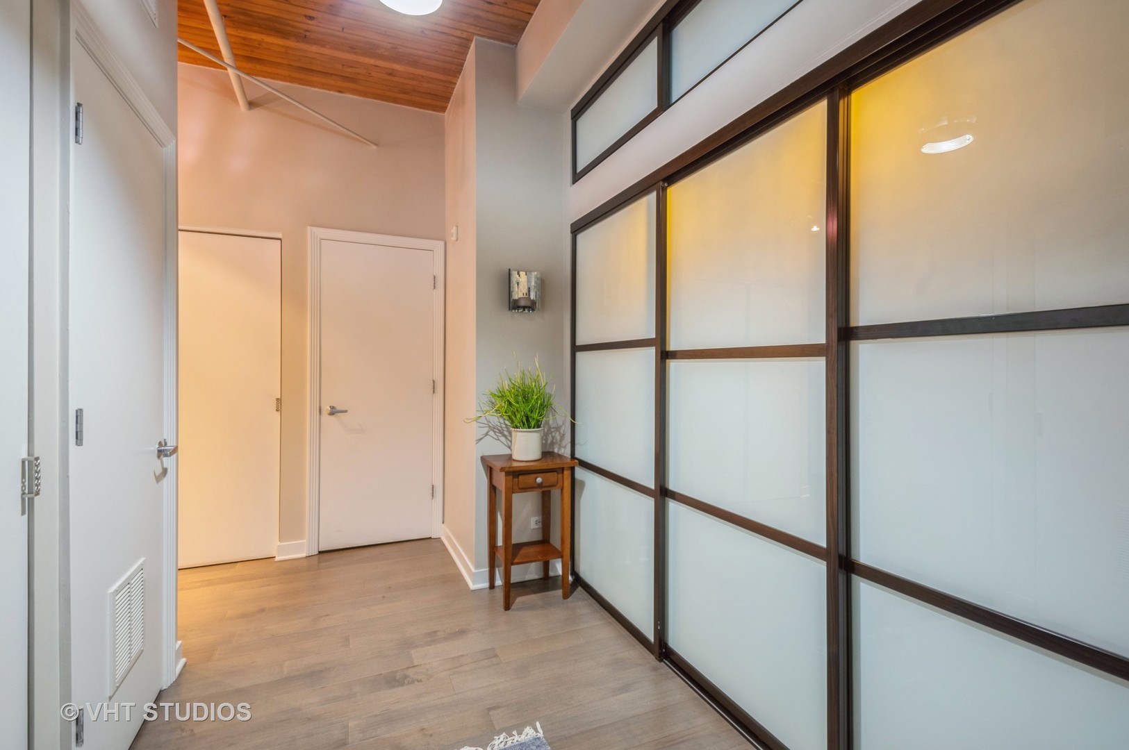 411 W ONTARIO Street 501