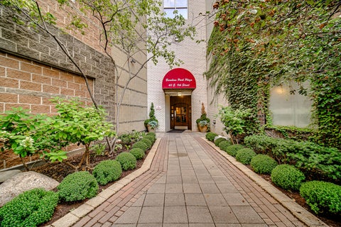 Photo of 40 E 9th Street #1809, Chicago, IL 60605 (MLS # 12729292)