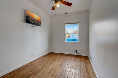 Tiny photo for 611 Golfview Drive, Round Lake Beach, IL 60073 (MLS # 12585592)