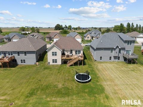 Tiny photo for 67 COBBLESTONE Lane, Le Claire, IA 52753 (MLS # QC4268093)