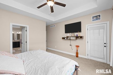 Tiny photo for 67 COBBLESTONE Lane, Le Claire, IA 52753 (MLS # QC4268093)