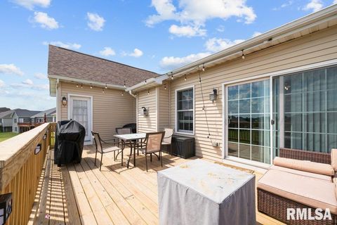 Tiny photo for 67 COBBLESTONE Lane, Le Claire, IA 52753 (MLS # QC4268093)