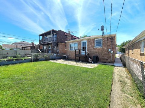 Tiny photo for 7723 LeClaire Avenue, Burbank, IL 60459 (MLS # 12688131)