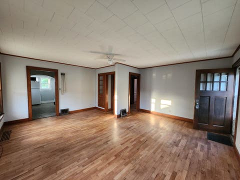 Tiny photo for 203 E Kaskaskia Street, Pinckneyville, IL 62274 (MLS # 12727595)