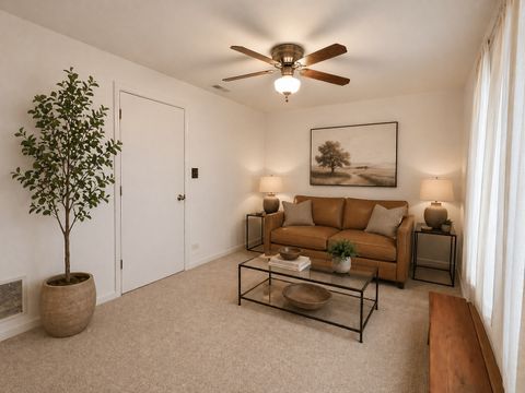 Tiny photo for 1313 S Plymouth Court #C, Chicago, IL 60605 (MLS # 12619132)