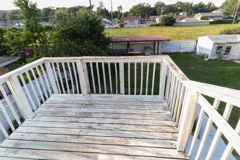 Tiny photo for 5644 Lyons Street, Morton Grove, IL 60053 (MLS # 12516633)