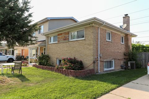 Tiny photo for 5644 Lyons Street, Morton Grove, IL 60053 (MLS # 12516633)