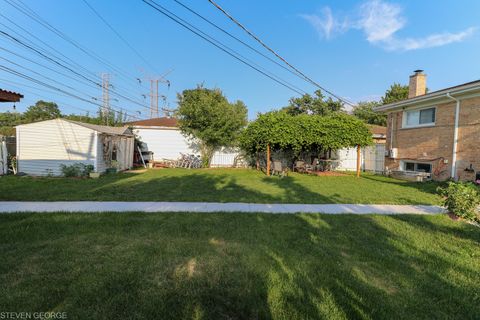 Tiny photo for 5644 Lyons Street, Morton Grove, IL 60053 (MLS # 12516633)