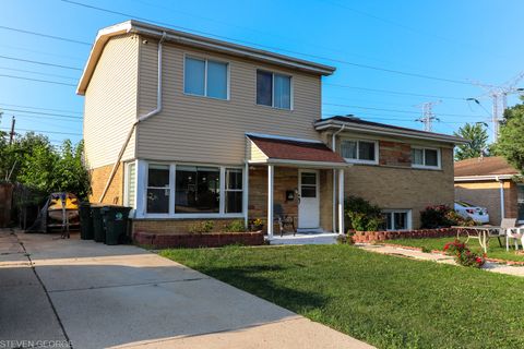 Tiny photo for 5644 Lyons Street, Morton Grove, IL 60053 (MLS # 12516633)
