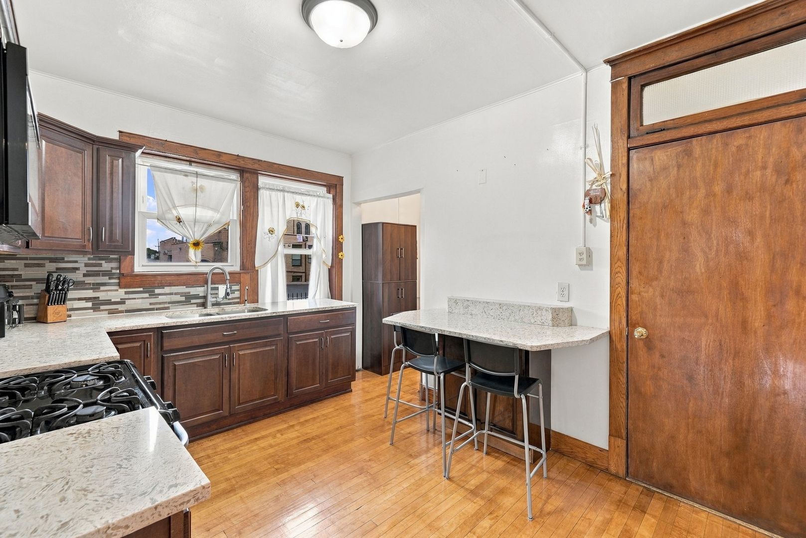 2417 S 61st Court