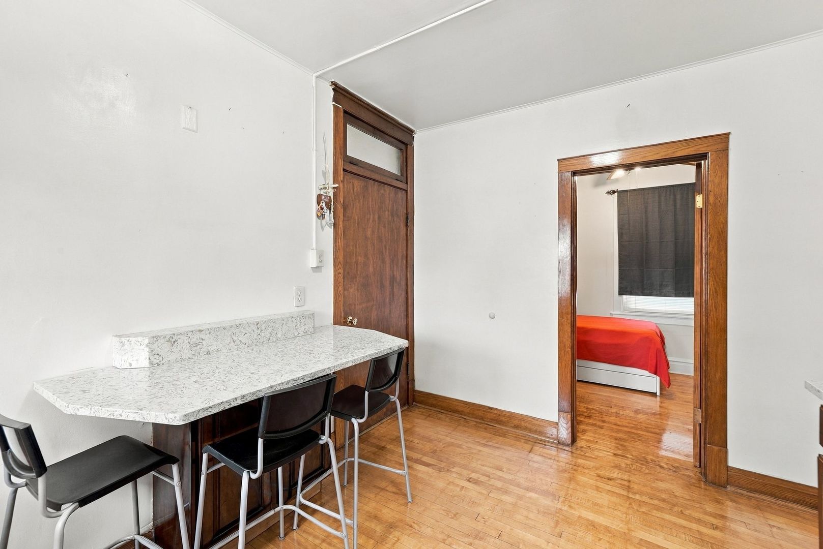 2417 S 61st Court