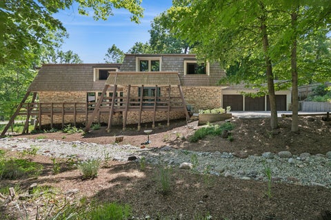 Photo of 32433 N Forest Drive, Grayslake, IL 60030 (MLS # 12656567)