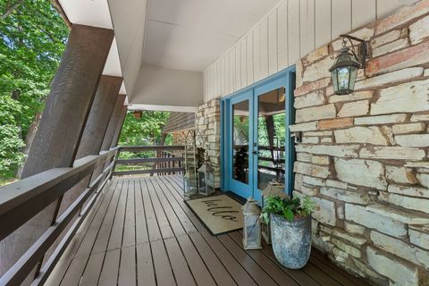 Tiny photo for 32433 N Forest Drive, Grayslake, IL 60030 (MLS # 12656567)