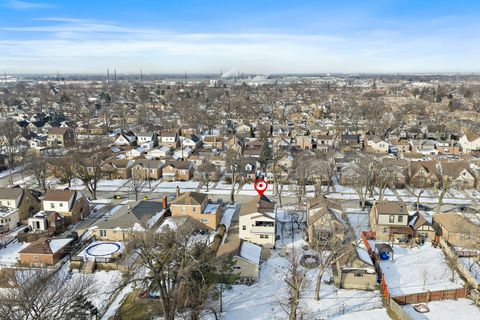 Tiny photo for 2627 Clarke Street, River Grove, IL 60171 (MLS # 12600778)