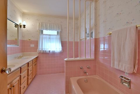 Tiny photo for 2511 Rhodes Avenue, River Grove, IL 60171 (MLS # 12488281)