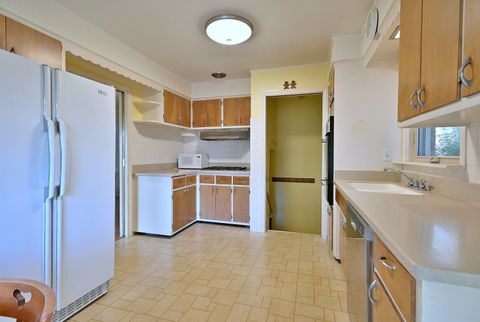 Tiny photo for 2511 Rhodes Avenue, River Grove, IL 60171 (MLS # 12488281)