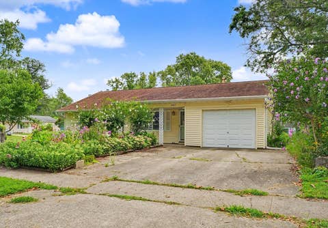 Tiny photo for 2601 Sheridan Drive, Champaign, IL 61821 (MLS # 12690986)