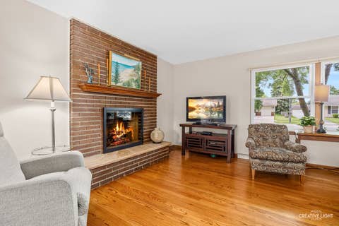 Tiny photo for 441 Tupelo Avenue, Naperville, IL 60540 (MLS # 12673476)