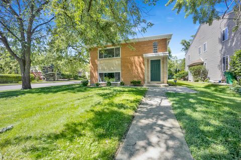 27W180 Cooley Avenue Winfield IL 60190