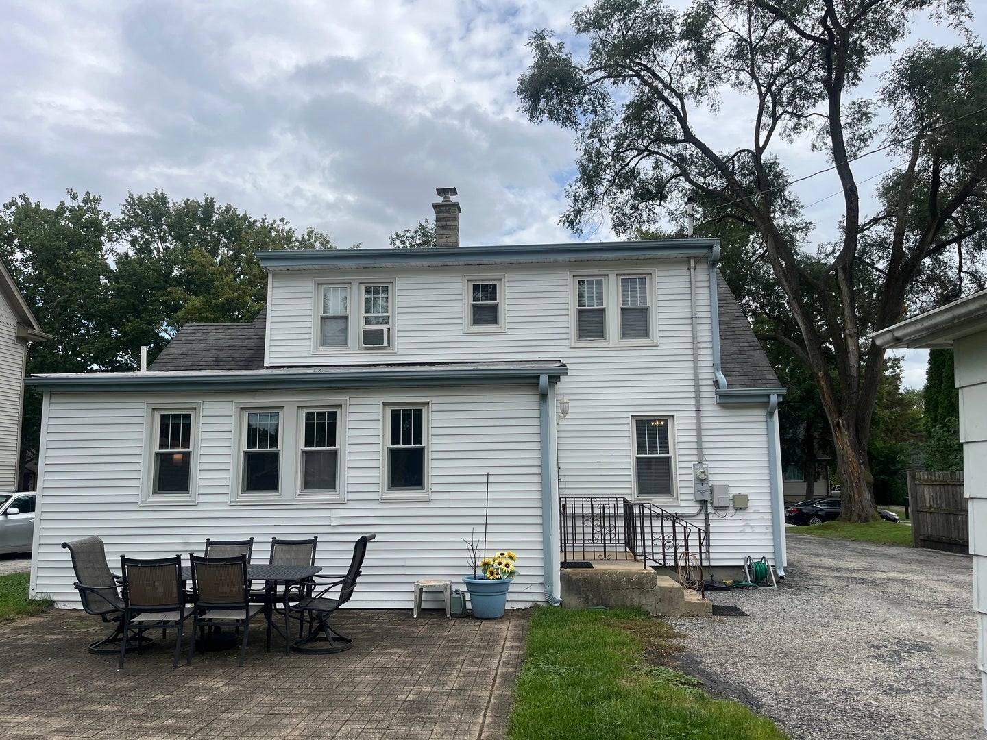358 N Fairfield Avenue